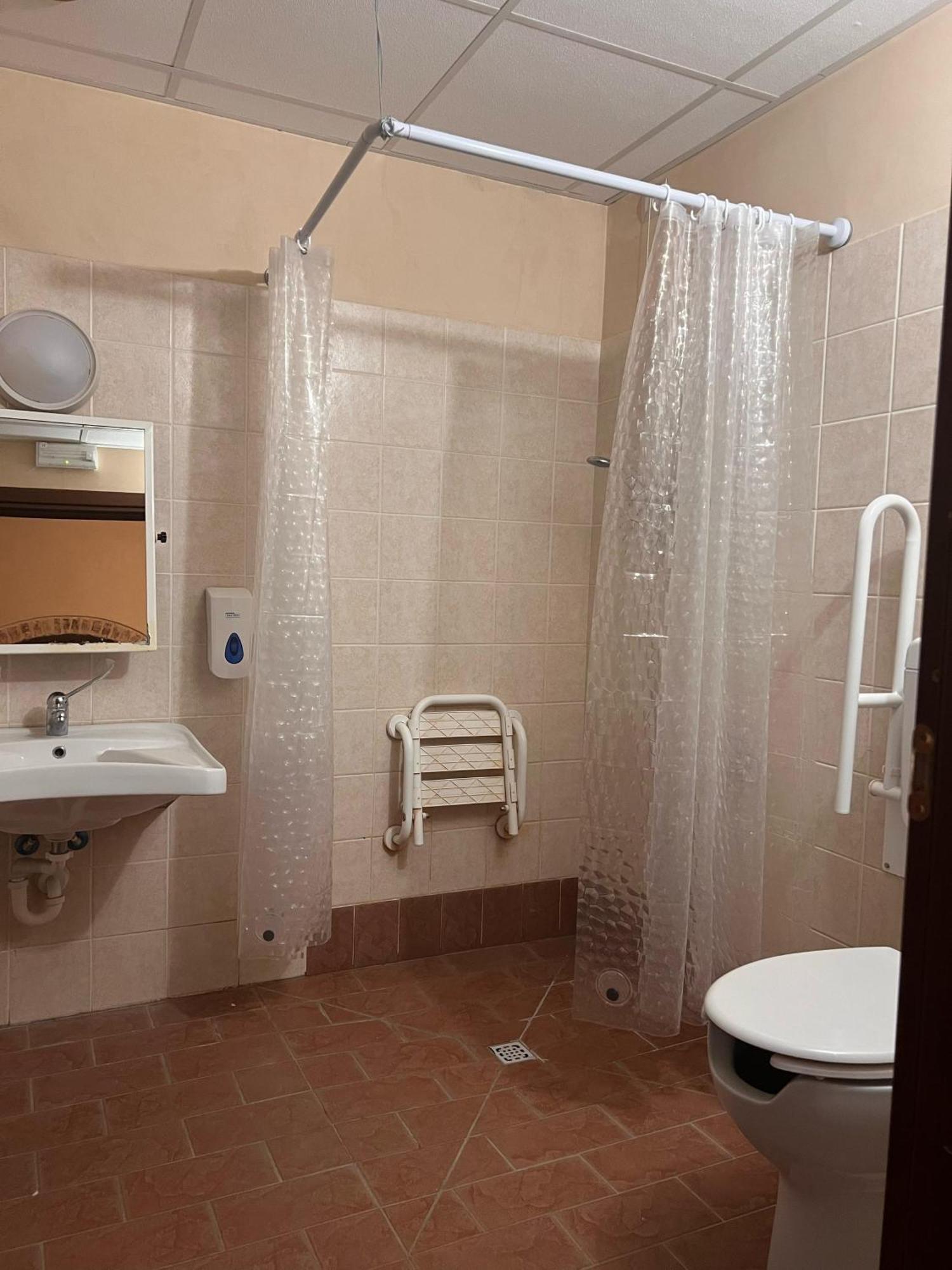 Ostello Contessa Ava Dei Lambardi Monteriggioni Ngoại thất bức ảnh